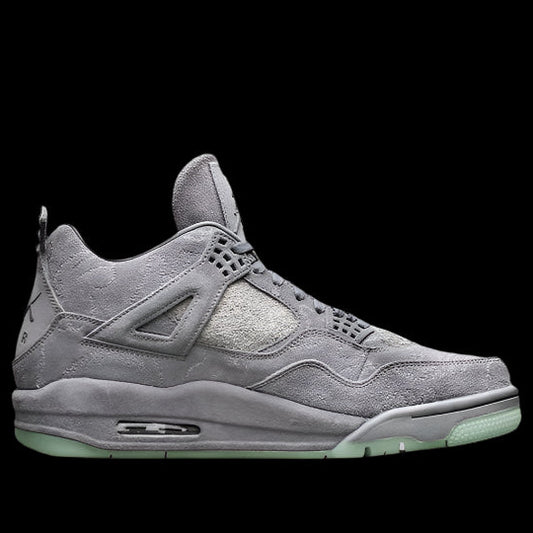 Air Jordan 4 x Kaws